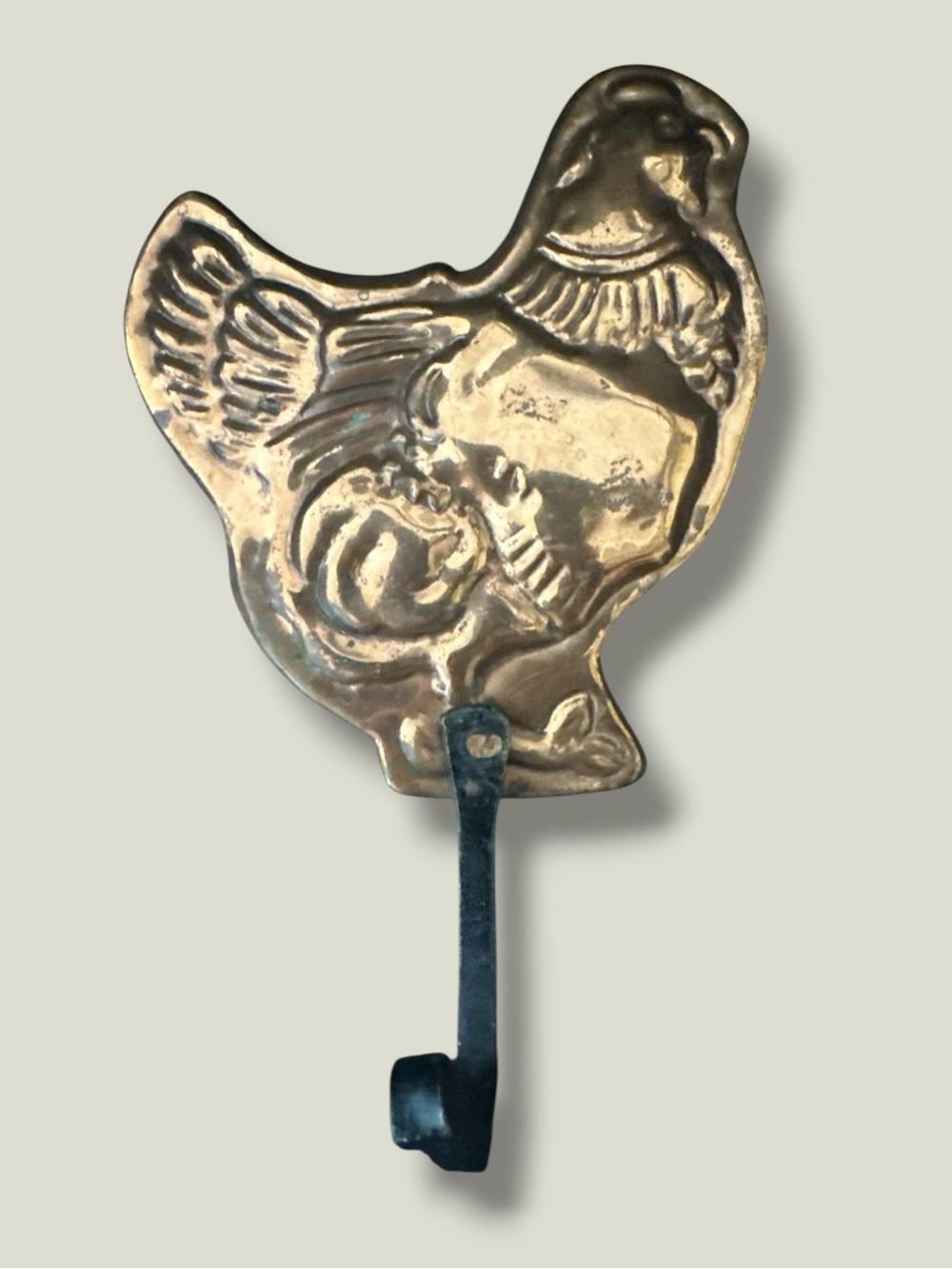 VINTAGE COPPER CAST IRON ROOSTER HEN WALL HOOK